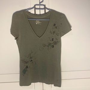 American Eagle Outfitters tee shirt.  Size Medium